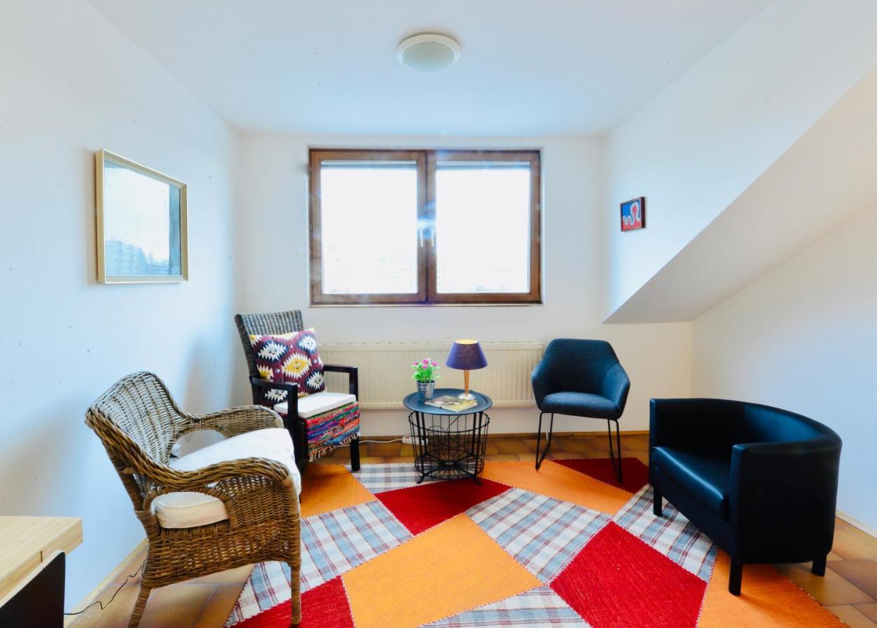Charming Attic Apartment Near Messe Wien And Center المظهر الخارجي الصورة
